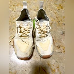 Adidas adidas
NMD_R1 low-top sneakers